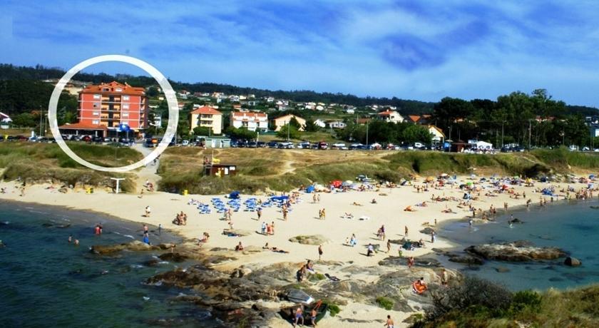 Hotel Delfin Azul Playa de la Lanzada Екстериор снимка