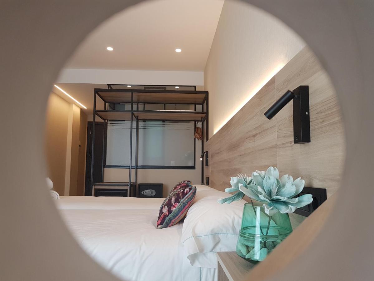 Hotel Delfin Azul Playa de la Lanzada Екстериор снимка