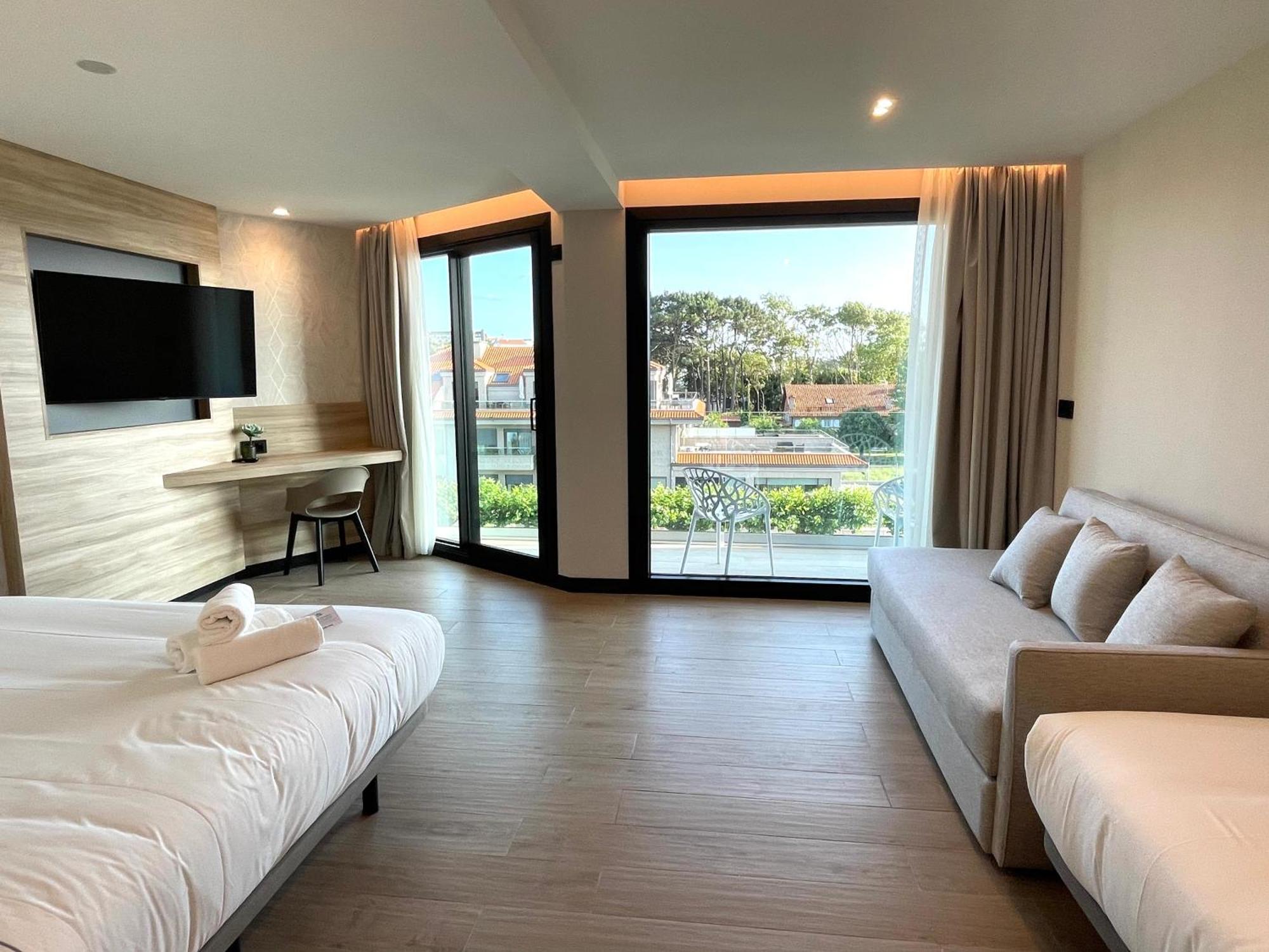 Hotel Delfin Azul Playa de la Lanzada Екстериор снимка